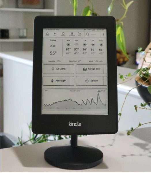 No hace falta un Google Home para controlar la domótica de casa, también puedes reciclar un viejo libro electrónico