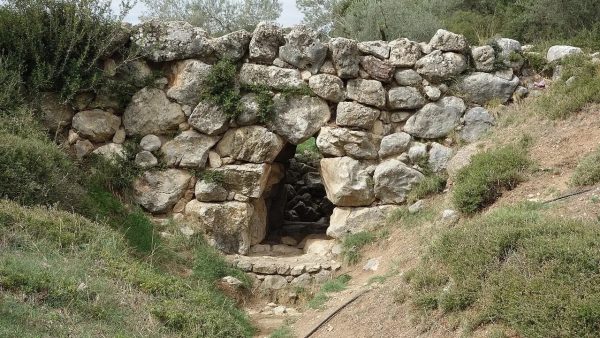 Puente micénico de 3,300 años de antigüedad todavía en uso hoy: una maravilla de la ingeniería antigua