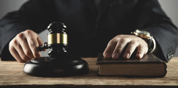 Sheinbaum exhibe conflicto de interés del ministro Gutiérrez Ortiz Mena