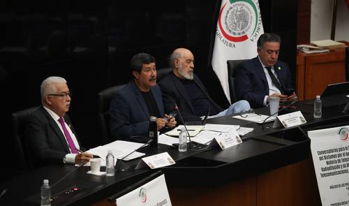 Surgen en foros de consulta cambios al dictamen de ley de radiodifusión