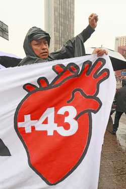 Tras 128 meses, exigen lo mismo: “justicia”