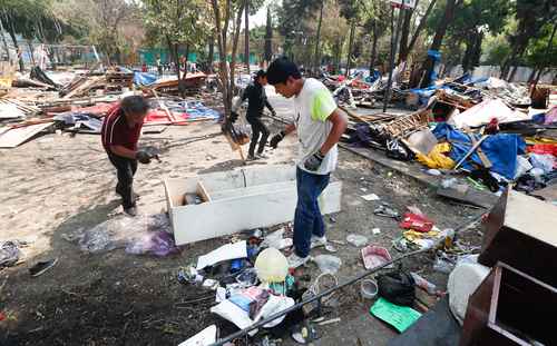 Venezolana da a luz luego del desalojo frente a San Lázaro