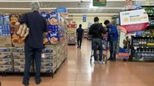 Walmart, Sam´s Club y Bodega Aurrera van por adultos mayores con tarjeta del bienestar, a partir del 26 de mayo
