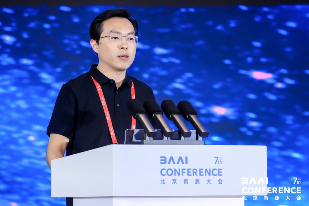 Academia de Beijing presenta el modelo de IA ‘RoboBrain’ para los humanoides de China