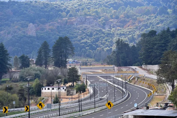 Avanza infraestructura carretera con más de 53 mil mdp en 2025: SICT