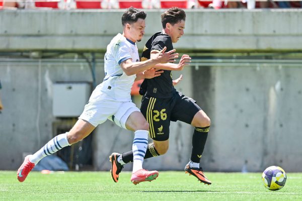 César Montes, el ‘arma secreta’ del Vasco: el central que ya es goleador con México