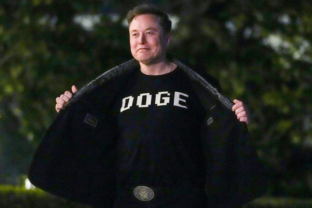 Elon Musk abandona DOGE con un legado horrible