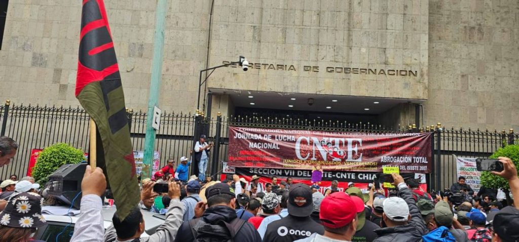 Gobierno plantea propuestas definitivas a la CNTE y pide regreso a clases