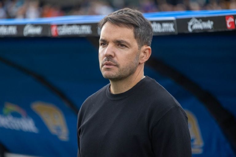 Guillermo Almada le da la peor de las noticias a Cruz Azul