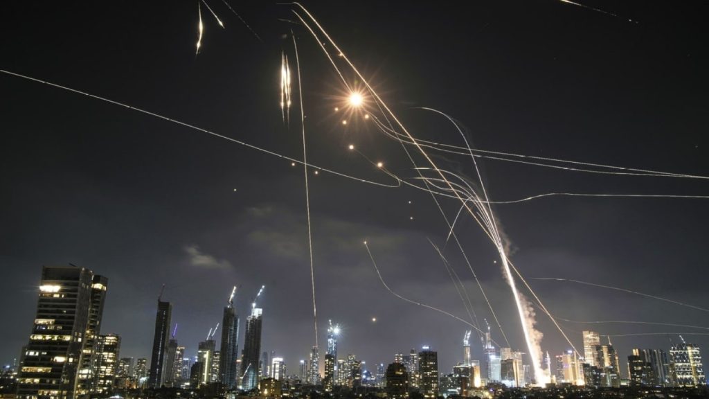 Los militares estadounidenses ayudaron a Israel a derribar misiles iraníes