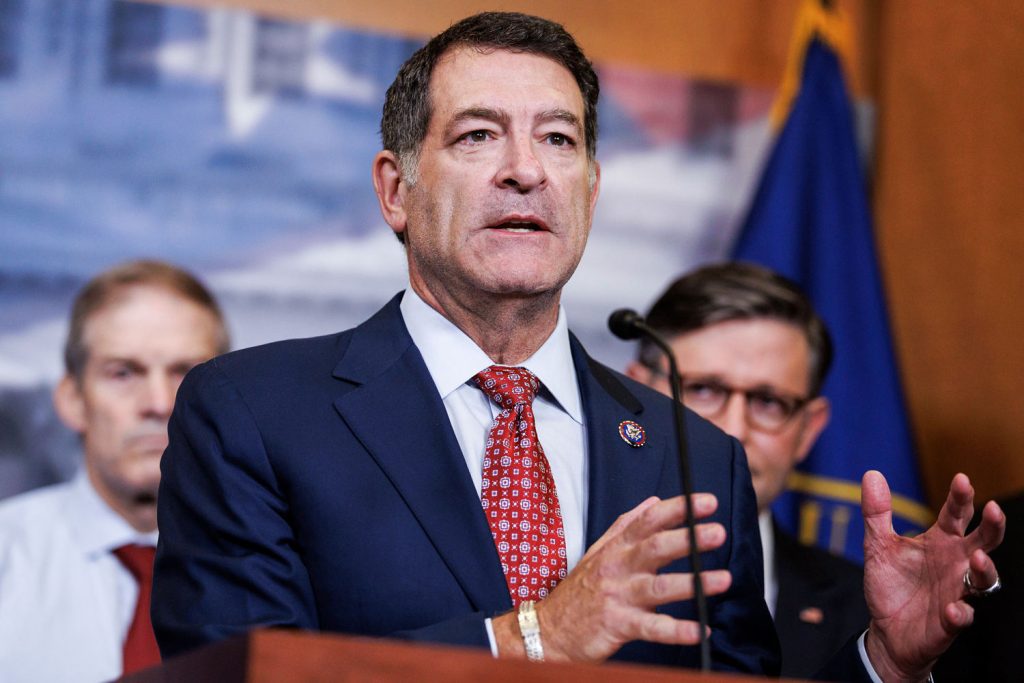 Mark Green, del GOP, renunciará al Congreso, reduciendo la pequeña mayoría de los republicanos