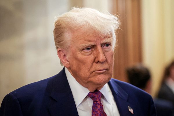 Por qué los republicanos del Senado podrían no dejar que Trump devuelva 9.300 millones de dólares