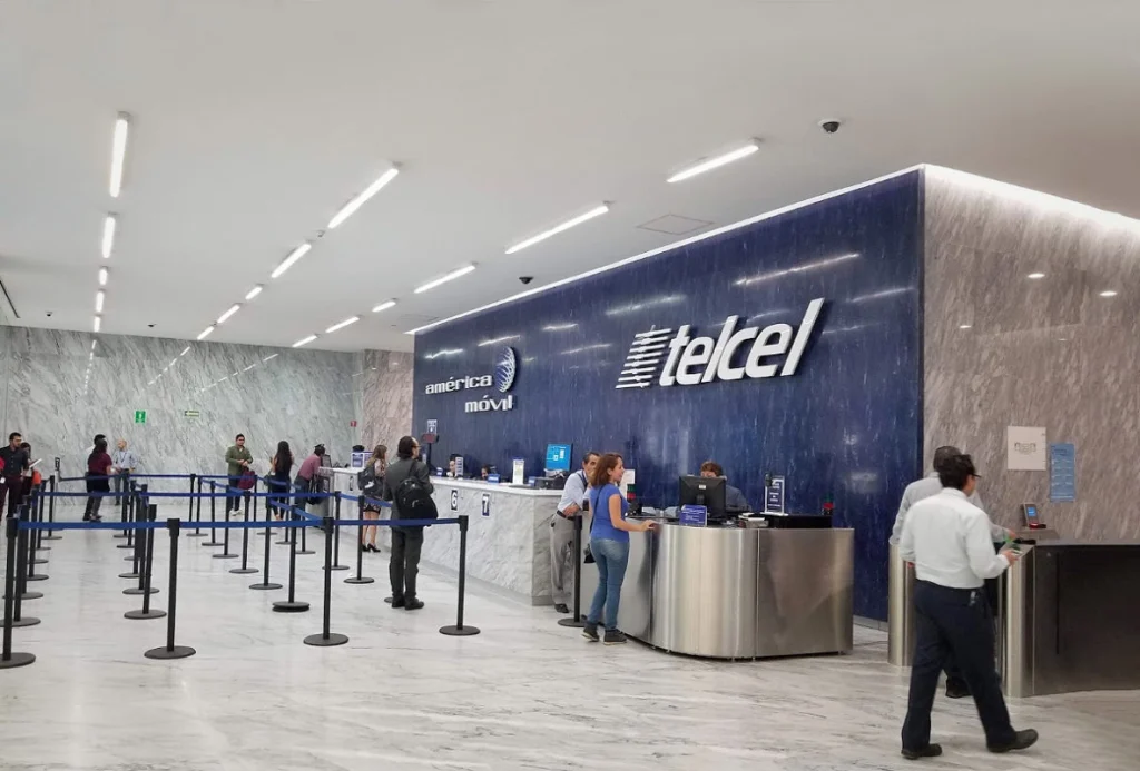 Profeco anuncia que Telcel ya no obligará a clientes a pagar fianza anual