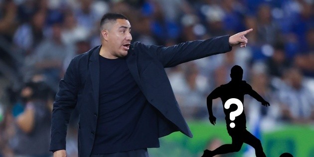 Pumas lanza oferta millonaria por este jugador a pedido de Efraín Juárez