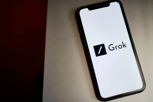 El discurso antisemita de Grok muestra cómo la IA generativa puede convertirse en un arma