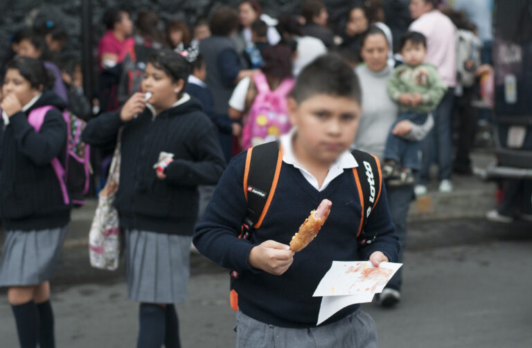 En México, 37 por ciento de infantes padecen obesidad