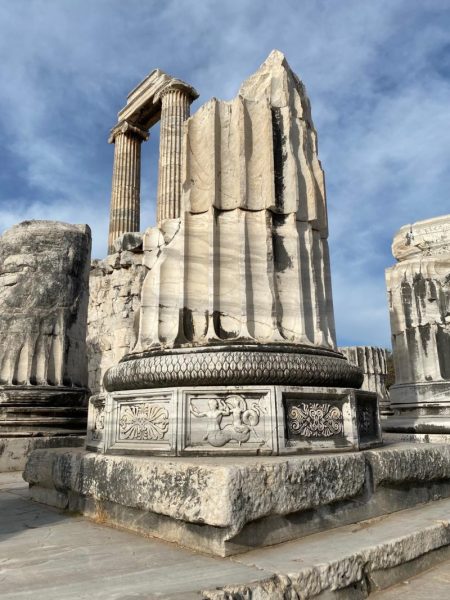 Evocación de lo ausente: la fotografía del desierto como arqueología del tiempo