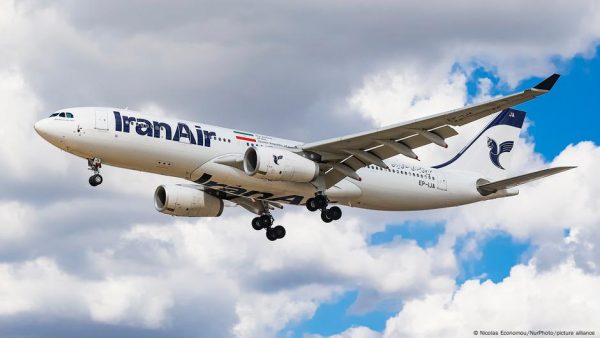 Irán anuncia la reapertura de su espacio aéreo