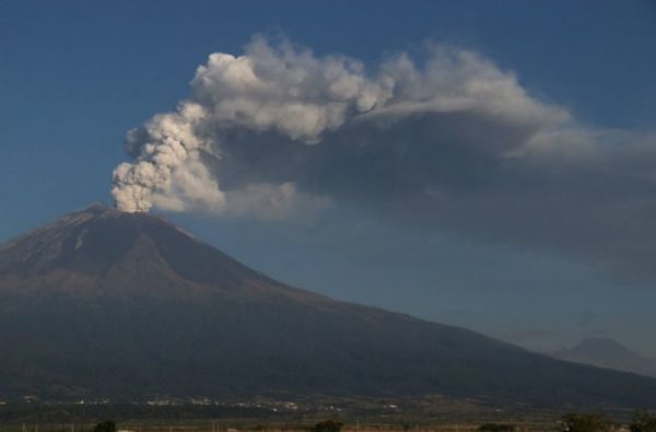 La trágica historia de Víctor Rabanales, el boxeador que quiso comprar el Popocatépetl, y lo perdió todo