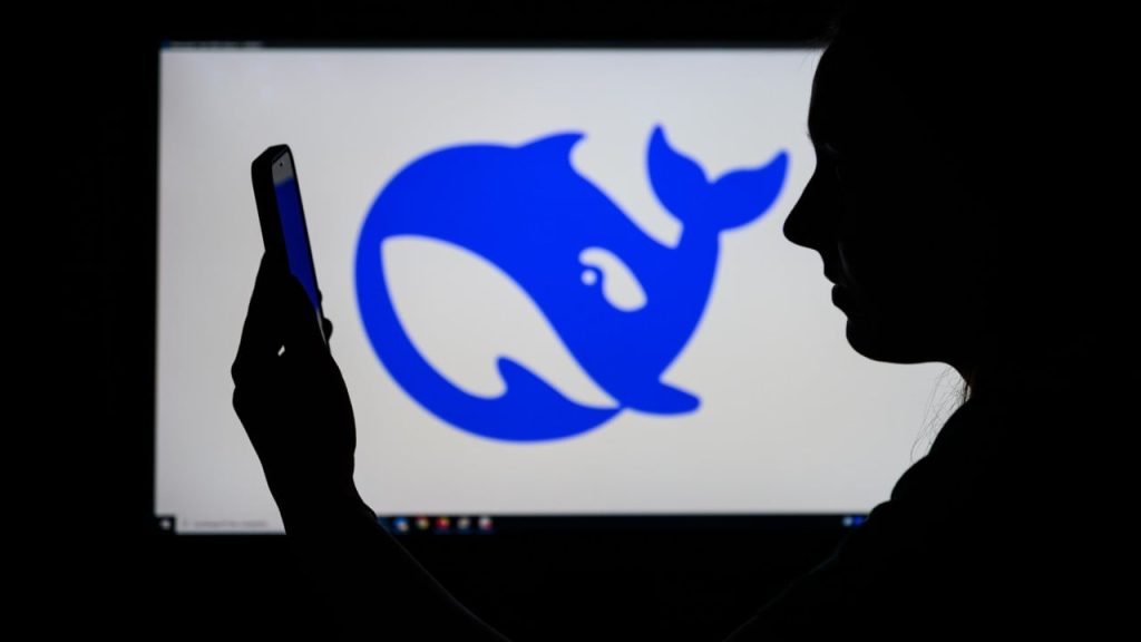 Las ofertas de empleo de IA de DeepSeek en LinkedIn muestran avidez por talento chino internacional