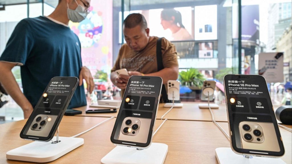 Las remesas de teléfonos inteligentes de China se desploman un 21,8% en mayo en medio de un consumo débil