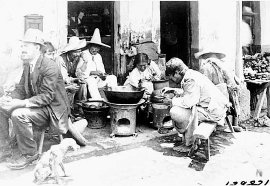 Los agachados, comedores populares que alimentaron a México