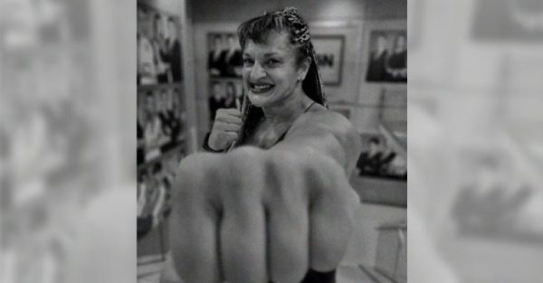 Muere la "Locomotora" Oliveras: ¿cuál sería la fortuna de la ex boxeadora que fue traicionada por su hermana