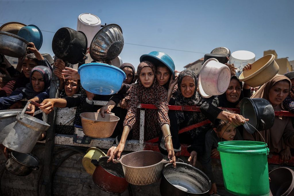 ¿Por qué hubo más indignación por la cancelación de Colbert que por 2 millones de palestinos muriendo de hambre en Gaza?