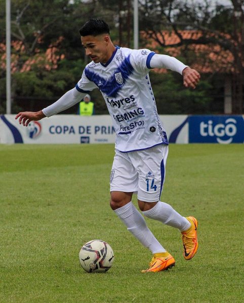 “Yo jugaría el Mundial y me iría”: Fabián Estay aconseja a Marcel Ruiz sobre irse a Europa