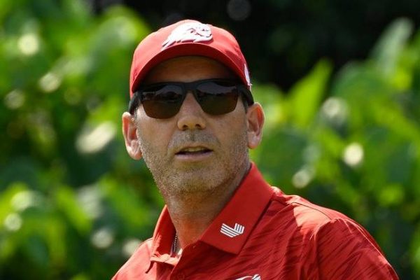 ¡A un golpe del campeón! Carlos Ortiz es cuarto en el LIV Golf Chicago