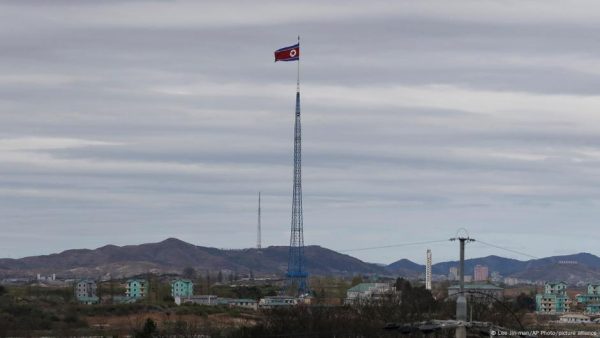 Corea del Sur hace tiros de advertencia cerca del Norte