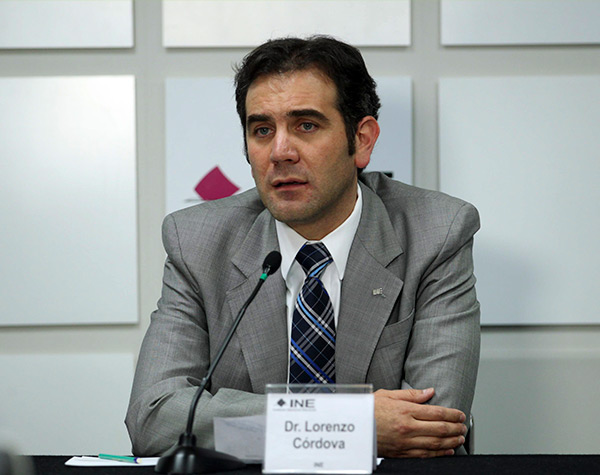 Corte cierra su ciclo promoviendo el racismo: Sheinbaum, tras amparo a Lorenzo Córdova