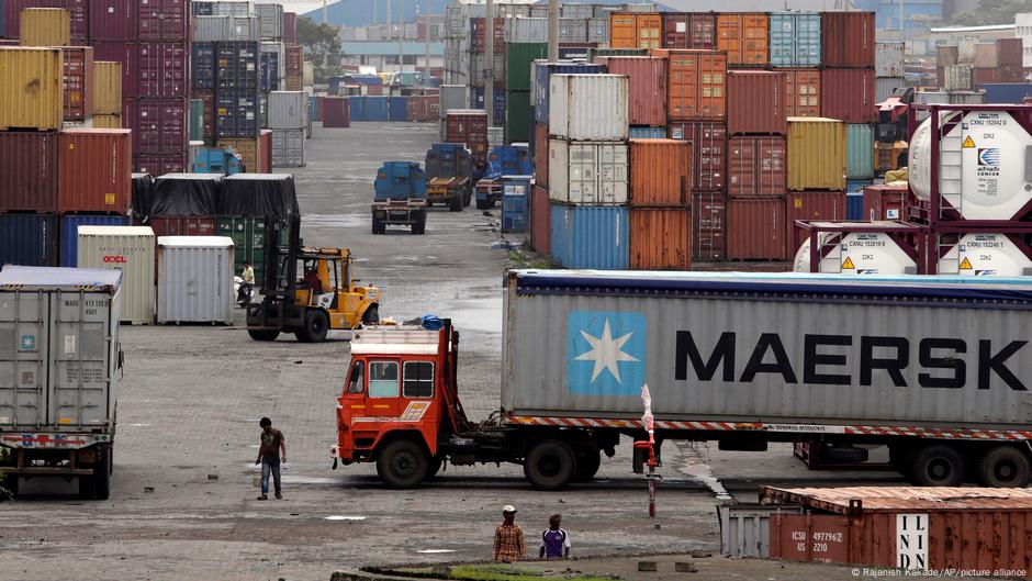 Entran en vigor aranceles del 50% de EE.UU. a la India