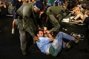 Histórica protesta en Israel; multitud exige fin de la guerra en Gaza