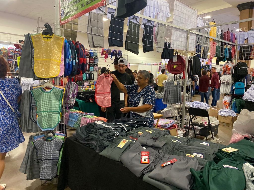 Inaugura PROFECO Feria Escolar 2025 en Expoforum