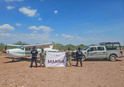 Interceptan avioneta con metanfetamina