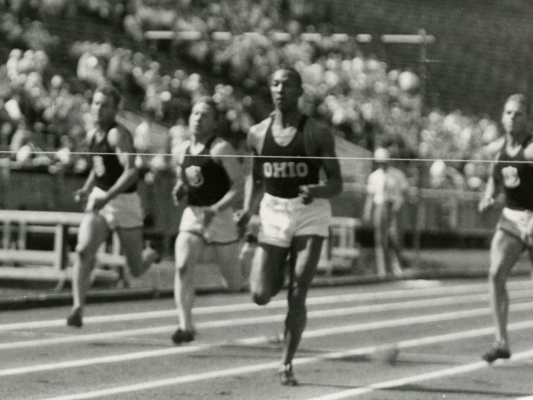 Jesse Owens, el hombre que humilló a Hitler en los Juegos Olímpicos de Berlín