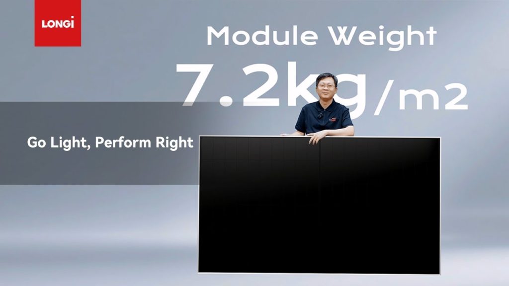 Longi lanza panel solar ultraligero Hi-MO X10 Light, diseñado para techos industriales y comerciales, un 42 % más ligero, reduciendo un 33 % el coste de instalación