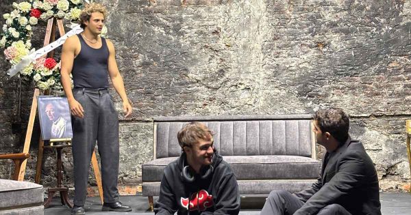 ‘Los Ayala’, una obra que desnuda la violencia familiar y las cicatrices que deja