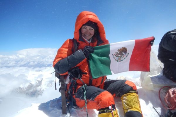 ¡Mexicana hace historia! Viridiana Álvarez es la primera mujer en conquistar las 7 cumbres del mundo