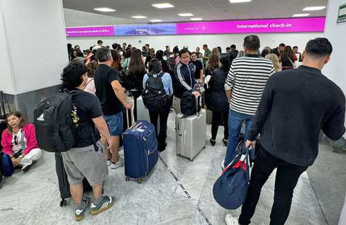 Por tormenta, AICM suspendió actividades