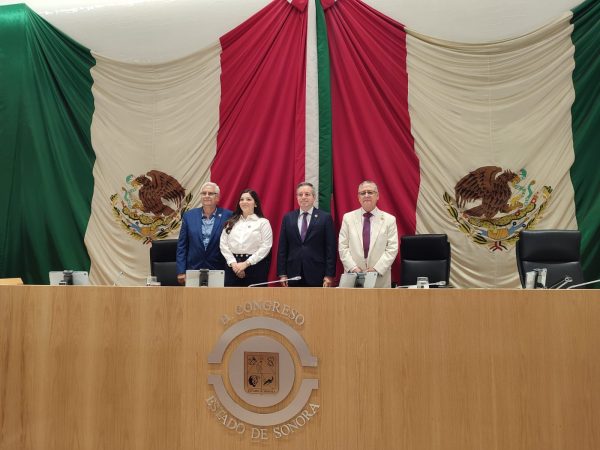 Recibe Congreso de Sonora la nueva Ley de Transparencia para el estado