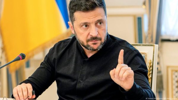 Zelenski ve complicada una negociación sin un alto el fuego