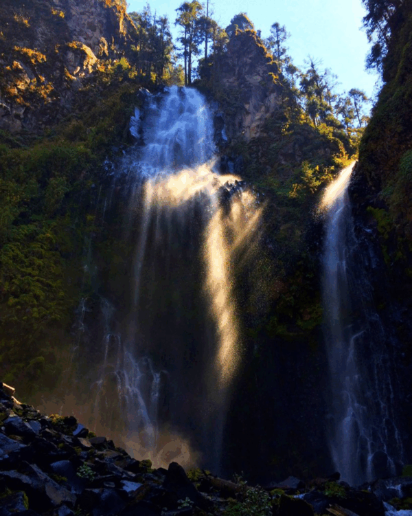 Cascada de los Diamantes, un encanto entre volcanes a un paso de la CDMX