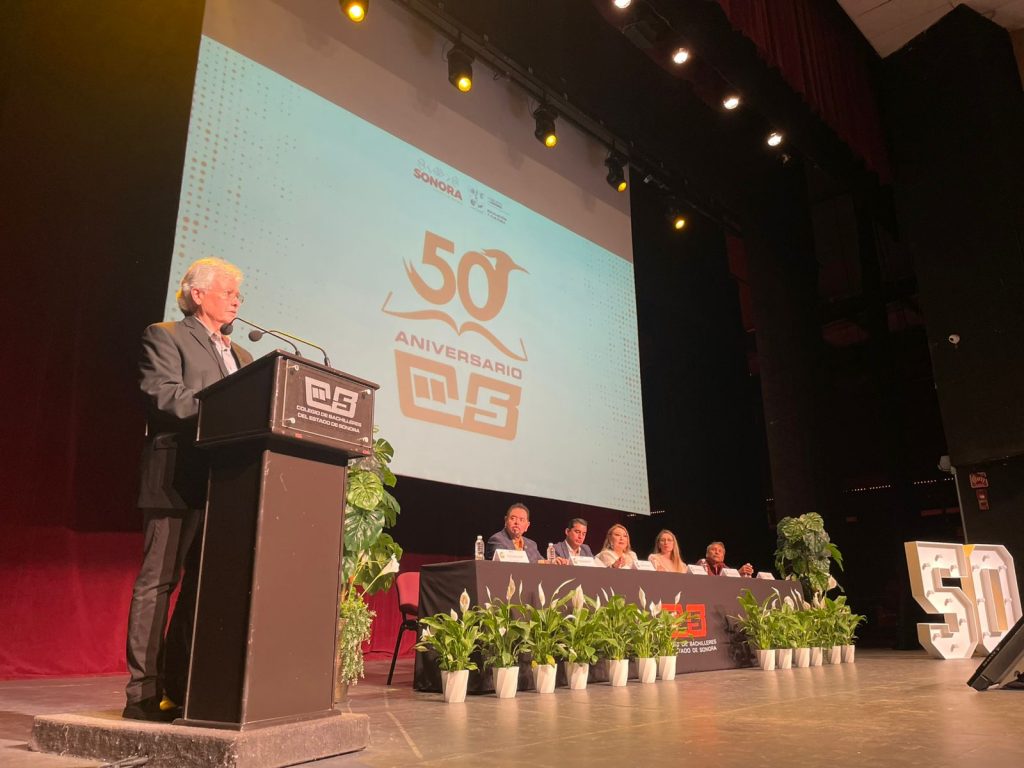 Celebran 50 años del Cobach en Sonora, institución clave para un tercio de estudiantes
