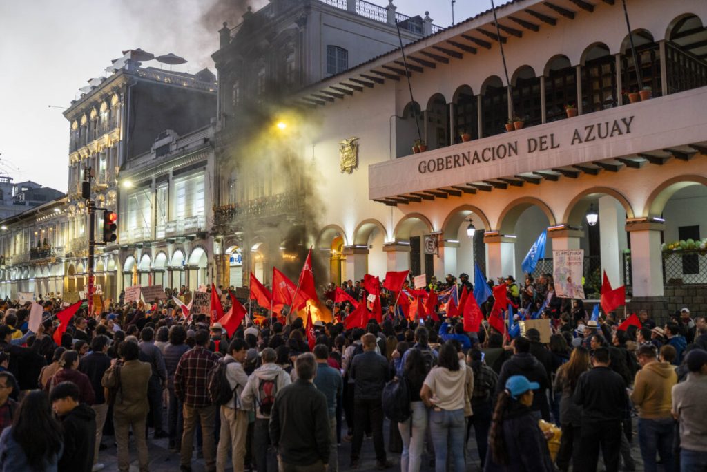 Ecuador: el oro o el agua, la guerra por Kimsacocha