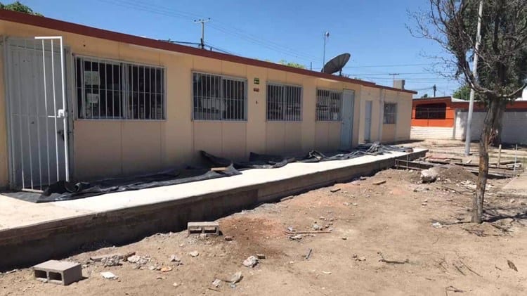 Escuelas de Sonora operan como albergues tras lluvias del huracán Lorena