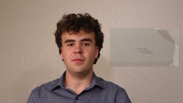 Estudiante de Northwestern inventa válvula inteligente que detecta y detiene fugas de inodoros usando energía generada con cada descarga de agua