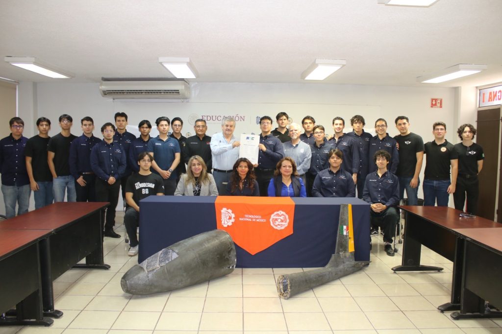Estudiantes de ITH ganan quinto lugar en certamen de aviación en Alemania