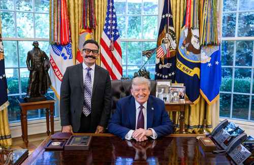 Hijo de Kiki Camarena visita a Trump